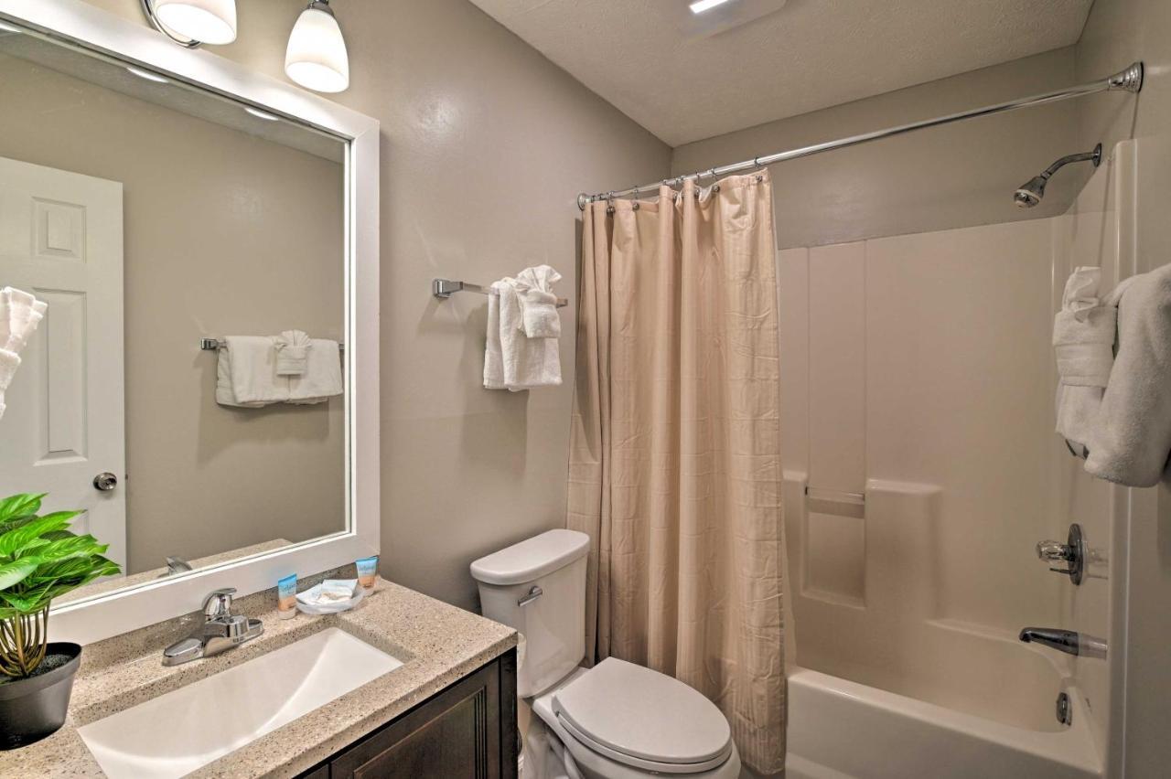 Swim, Golf, Play - Beachy River Oaks Condo! Myrtle Beach Exterior foto